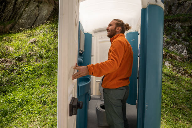 Best Portable toilet rental cost  in Huron, CA